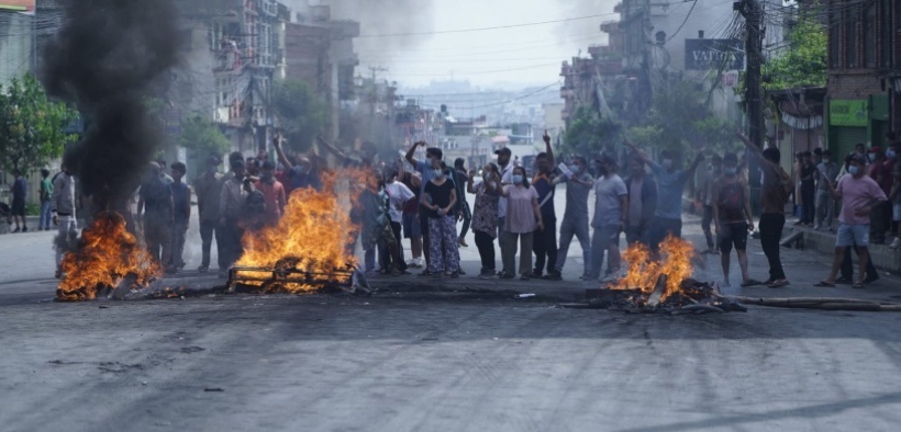 जेन-जी प्रदर्शन: भक्तपुरको बालकोट र झापामा गोली चल्यो, ४ जना गम्भीर घाइते