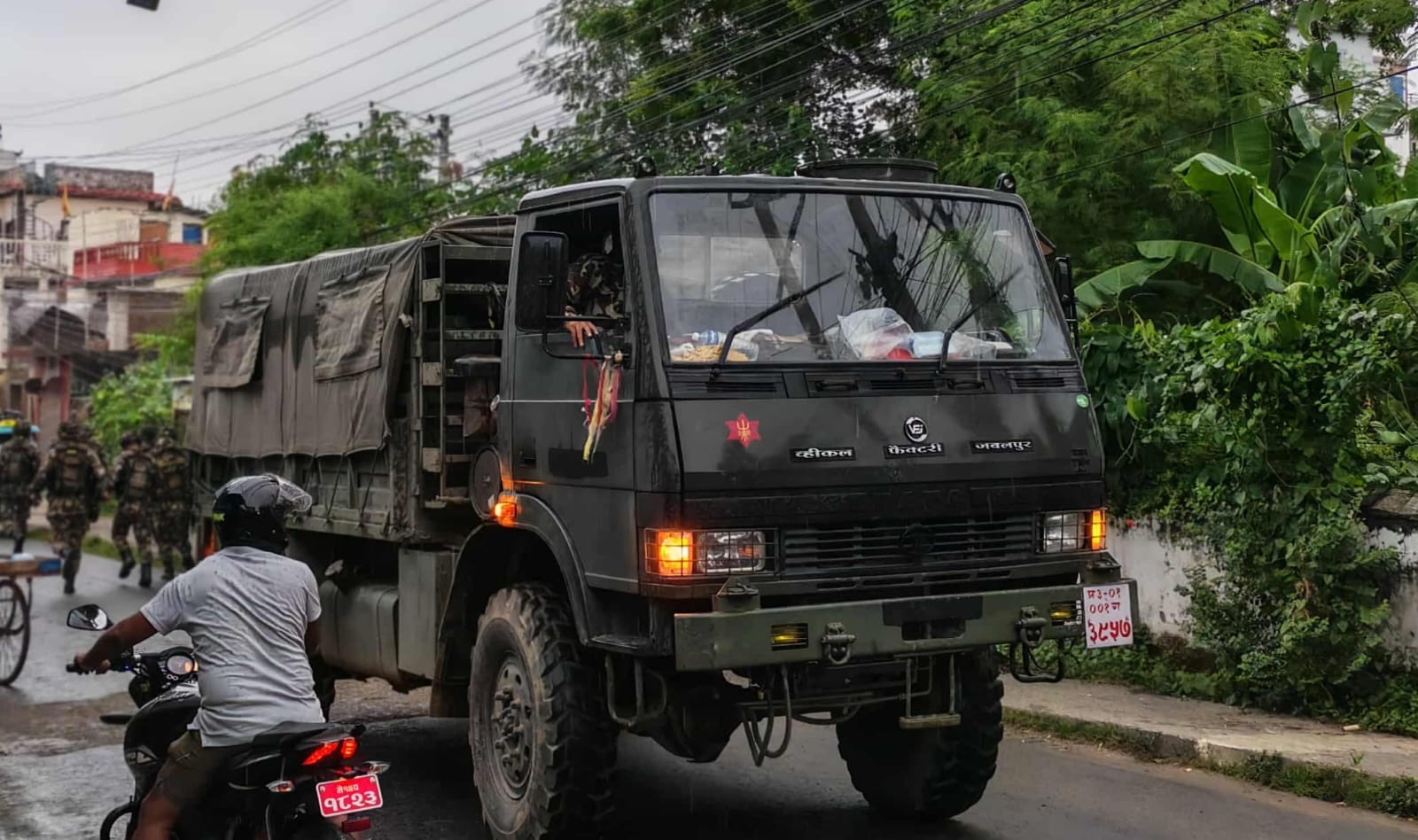 नेपालगन्ज कारागारमा कैदीहरुले गरे आगजनी, सेनाले घेर्‍यो कारागार