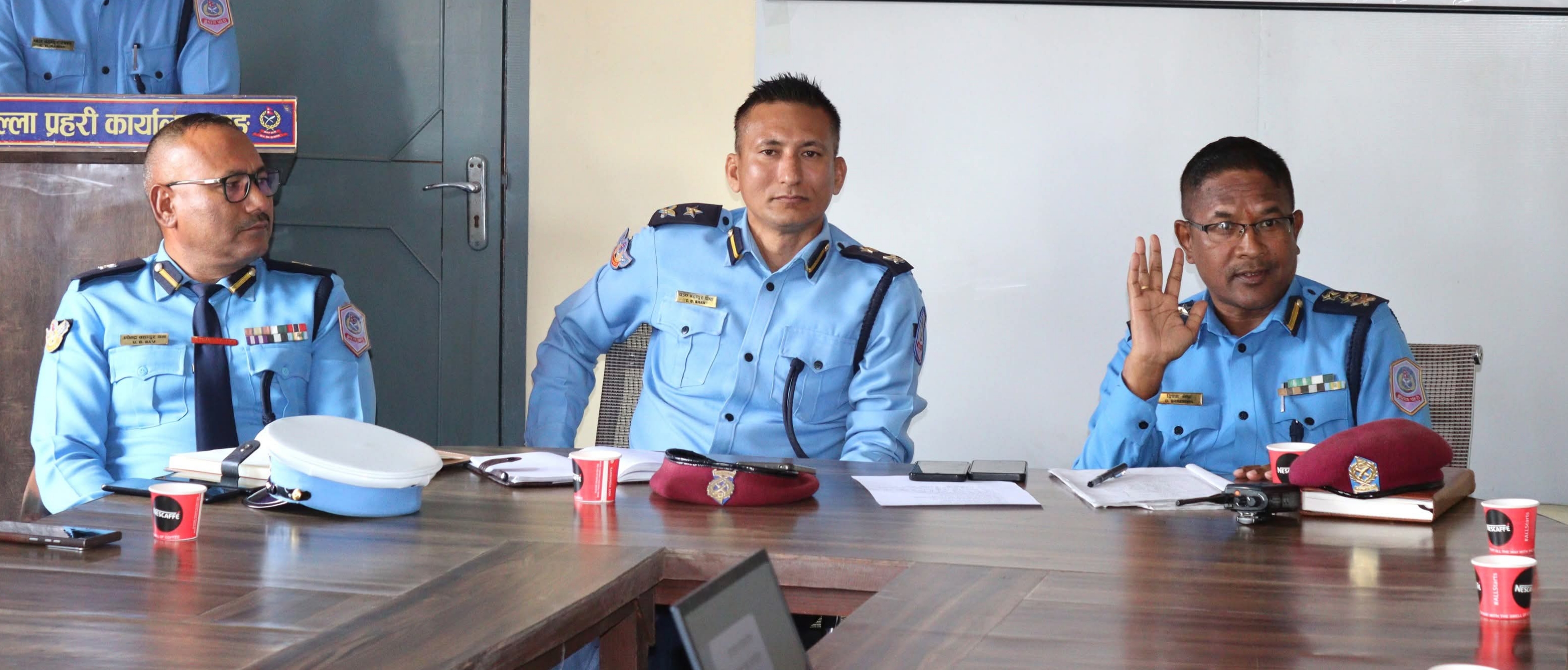 दाङमा 'ट्राफिक सुरक्षा एजेण्डा' अघि बढ्यो: प्रहरी–व्यवसायीबीच समन्वय र सहकार्यमा जोड