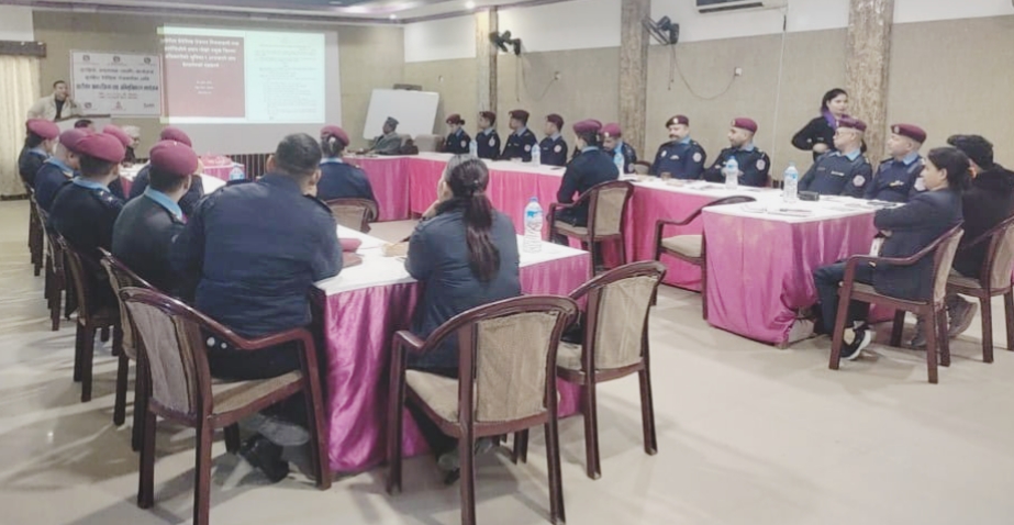 वैदेशिक रोजगारी ठगी विरुद्ध बाँकेमा प्रहरीसँग अन्तरक्रिया तथा अभिमुखीकरण