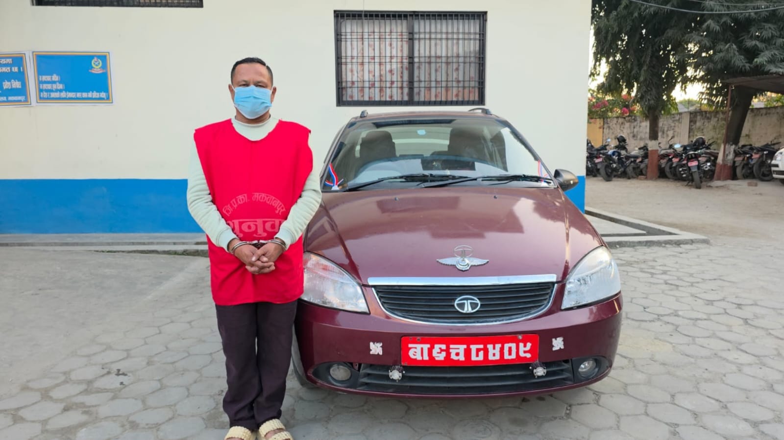 ट्राफिक प्रहरीलाई घिसार्दै फरार भएका जिप चालक प्रहरीको नियन्त्रणमा