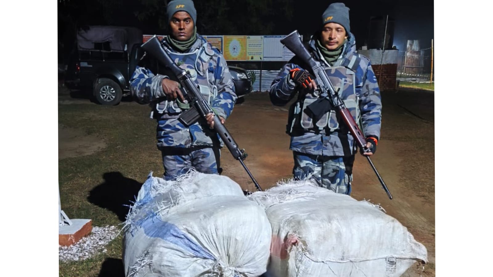सीमा सुरक्षा गुल्म इनर्वामा डीएसपी खड्का आएलगत्तै ठूलो उपलब्धि, साढे ४१ किलो गाँजा बरामद