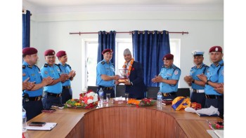 सुर्खेतका नयाँ प्रहरी प्रमुख शाहीको स्वागत, एसपी खड्काको बिदाई