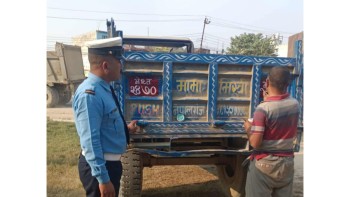 बाँकेमा ट्राफिक प्रहरीको अभियान: १०५ सवारीसाधनका नम्बर प्लेट पुनर्लेखन