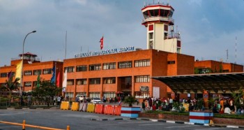 विदेशबाट फर्किने नेपालीलाई प्रहरीको आग्रह: सुन तस्कर र दलालको प्रलोभनमा नपर्नुहोस्