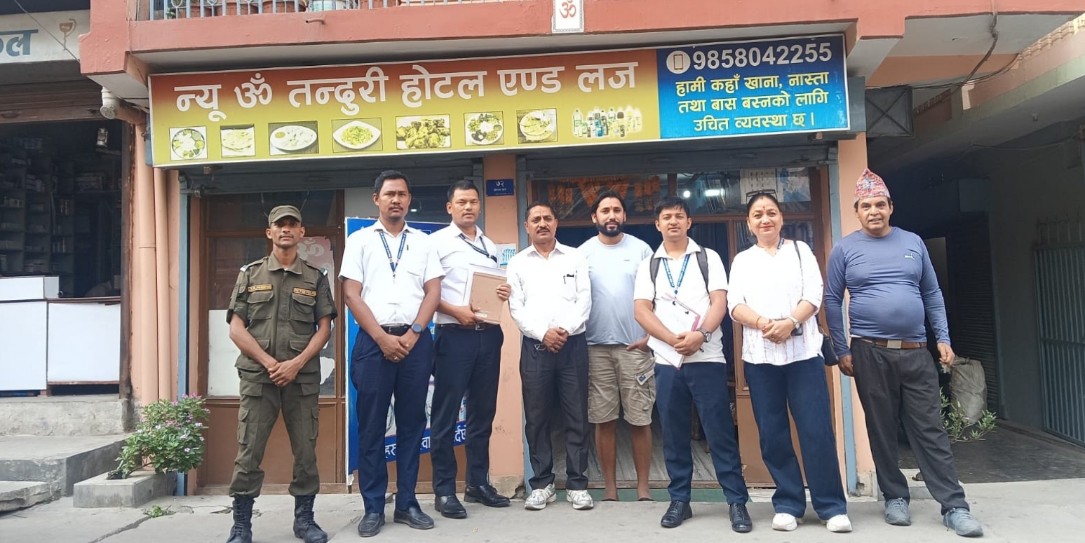 नेपालगञ्जमा बजार अनुगमन: अन्सारीमा म्याद गुज्रेका सामान, ओम तन्दुरीको 'भान्सा' नाजुक !