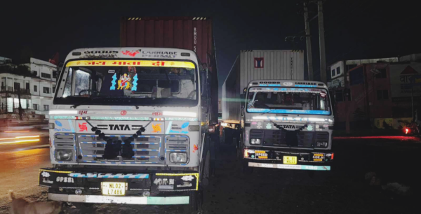 साढे ३ करोड रुपैयाँ बढीको अवैध तस्करीका कृषि औजार बोकेका ३ भारतीय कन्टेनर नियन्त्रणमा