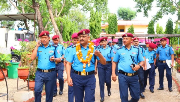 बाँके आएर डीआईजी भट्टले भने-प्रत्येक प्रहरी कर्मचारीबाट प्रहरी आचरण र आचारसंहिताको पालना होस्