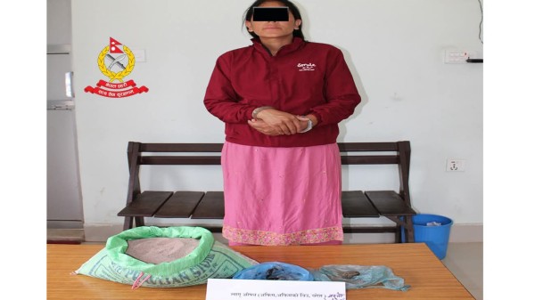 सुर्खेतको वीरेन्द्रनगरबाट अफिम र चरेशसहित जाजरकोटकी शर्मिला पक्राउ