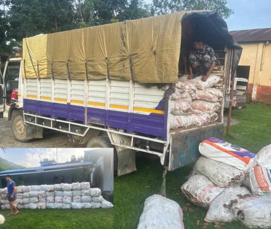 २१ सय किलो गाँजासहितको ट्रक सशस्त्र प्रहरीको नियन्त्रणमा