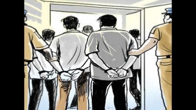 भुटानी शरणार्थी शिविरमा खैरो हेरोइनको कारोबार, ८ जना पक्राउ