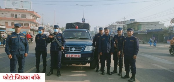 सुरक्षामा कडाइ: नेपालगन्जको बिपी चोकमा बाँके प्रहरीको ननस्टप क्यूआरभी सेवा सञ्चालनमा