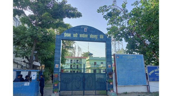कोहलपुरको रझेनाबाट ब्राउन सुगरसहित दुईजना प्रहरीको नियन्त्रणमा