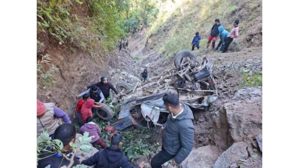 पाल्पामा जिप दुर्घटना,३ जनाको मृत्यु,८ जना घाइते