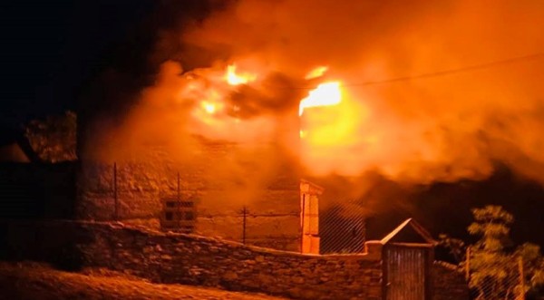 हुम्लामा भीषण आगलागी,  दुईजना घाइते