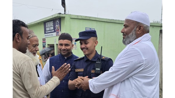 ईद उल फित्रको शुभकामना दिंदै प्रहरी निरीक्षक