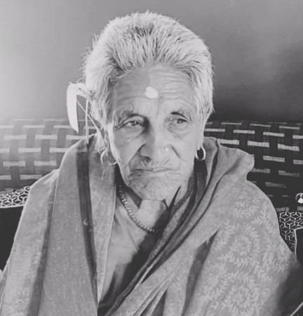 सशस्त्र प्रहरी निरीक्षक योगेन्द्र शाहीलाई मातृशोक