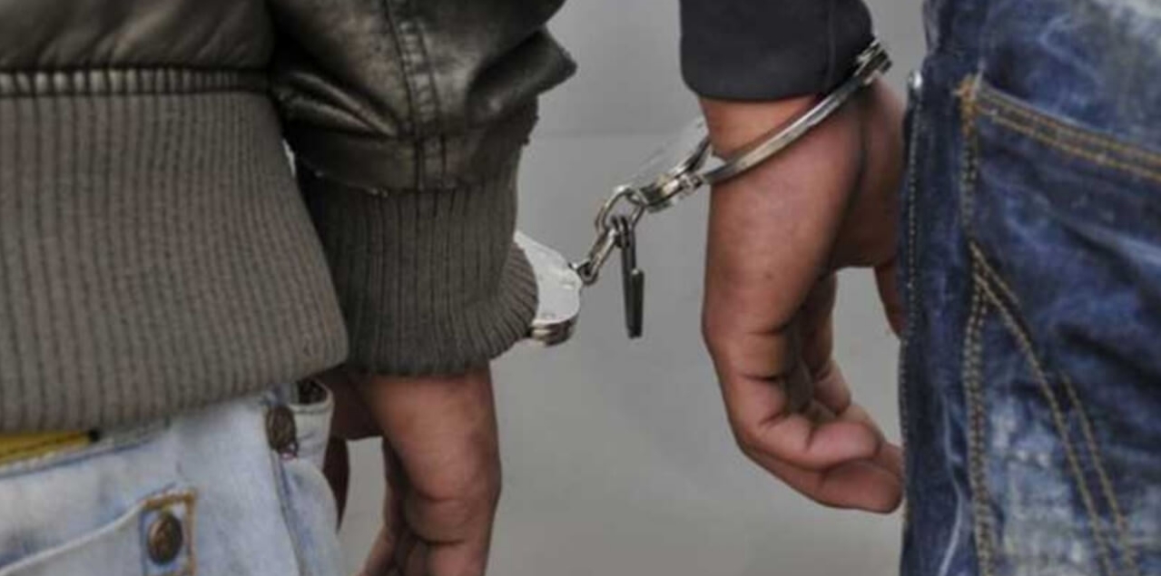 दुई थान बन्दुकसहित दुई युवकलाई पक्राउ गर्‍यो प्रहरीले