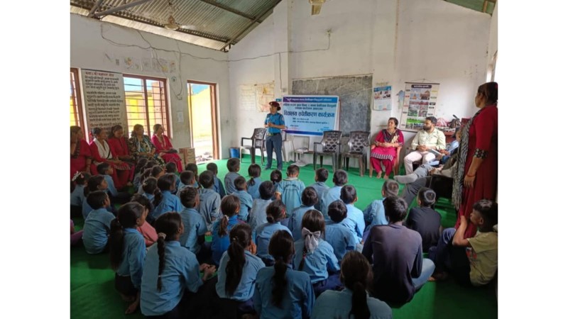 बर्दिया प्रहरीले सुरु गर्यो 'हाम्रो आह्वान मानव बचबिखनविरुद्धको अभियान' सचेतना कार्यक्रम