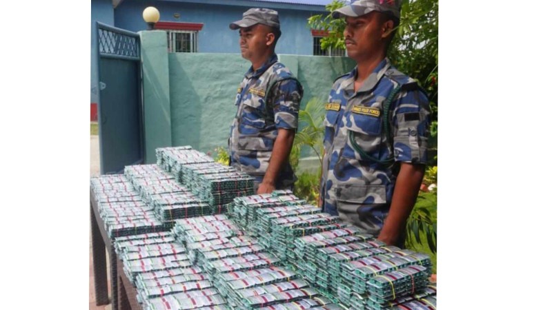 ठुलो परिमाणको प्रतिवन्धित औषधि सशस्त्र प्रहरीको नियन्त्रणमा