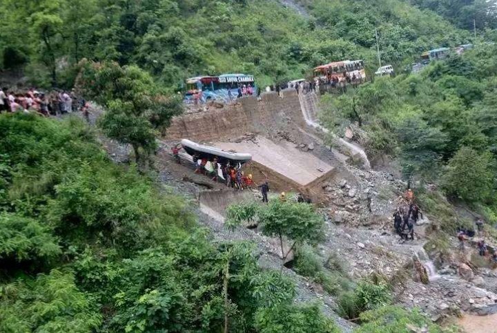 त्रिशूली सिमलताल घटनाको एक वर्ष: अझै पत्तो छैन ३९ यात्रुको अवस्था