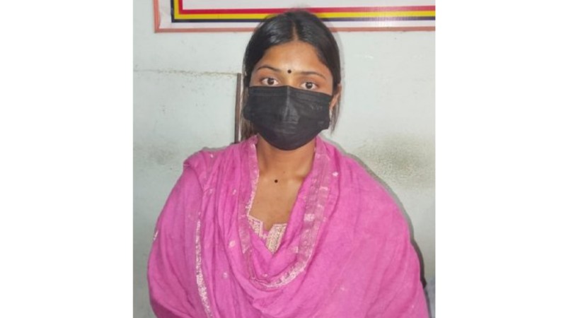 टिकटक लाइभबाट गालीगलौच गर्ने २० वर्षीया युवती प्रहरीको नियन्त्रणमा