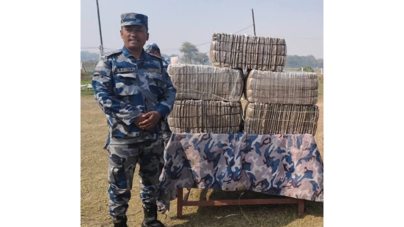 भारत लैजाँदै गरिएको डेढ क्विन्टल बढी गाँजा सशस्त्र प्रहरीको नियन्त्रणमा