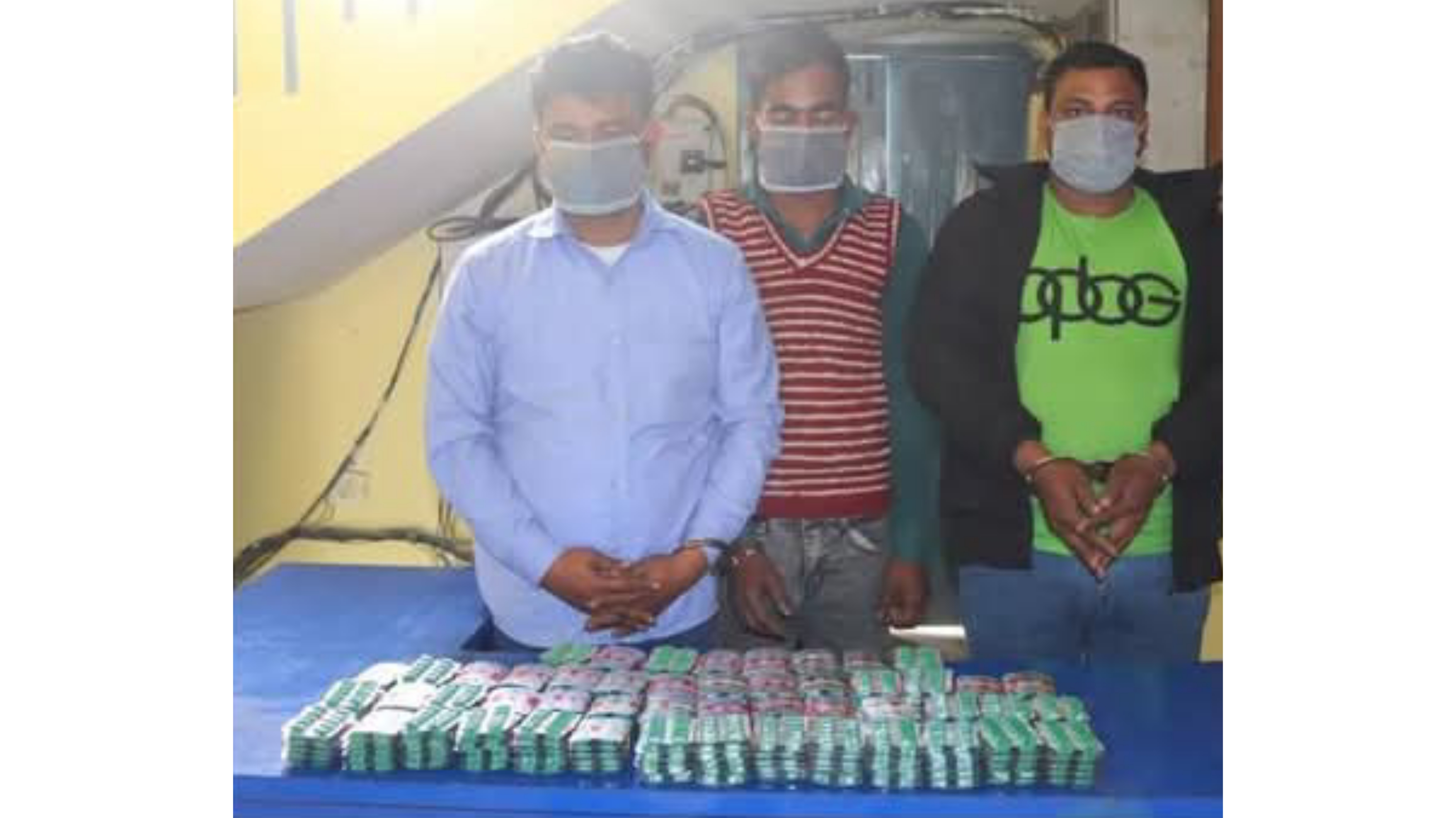 नेपालगन्जको भन्सार चोकबाट ठुलो परिमाणमा ट्रामाडोलसहित दुई भारतीय र एक नेपाली पक्राउ