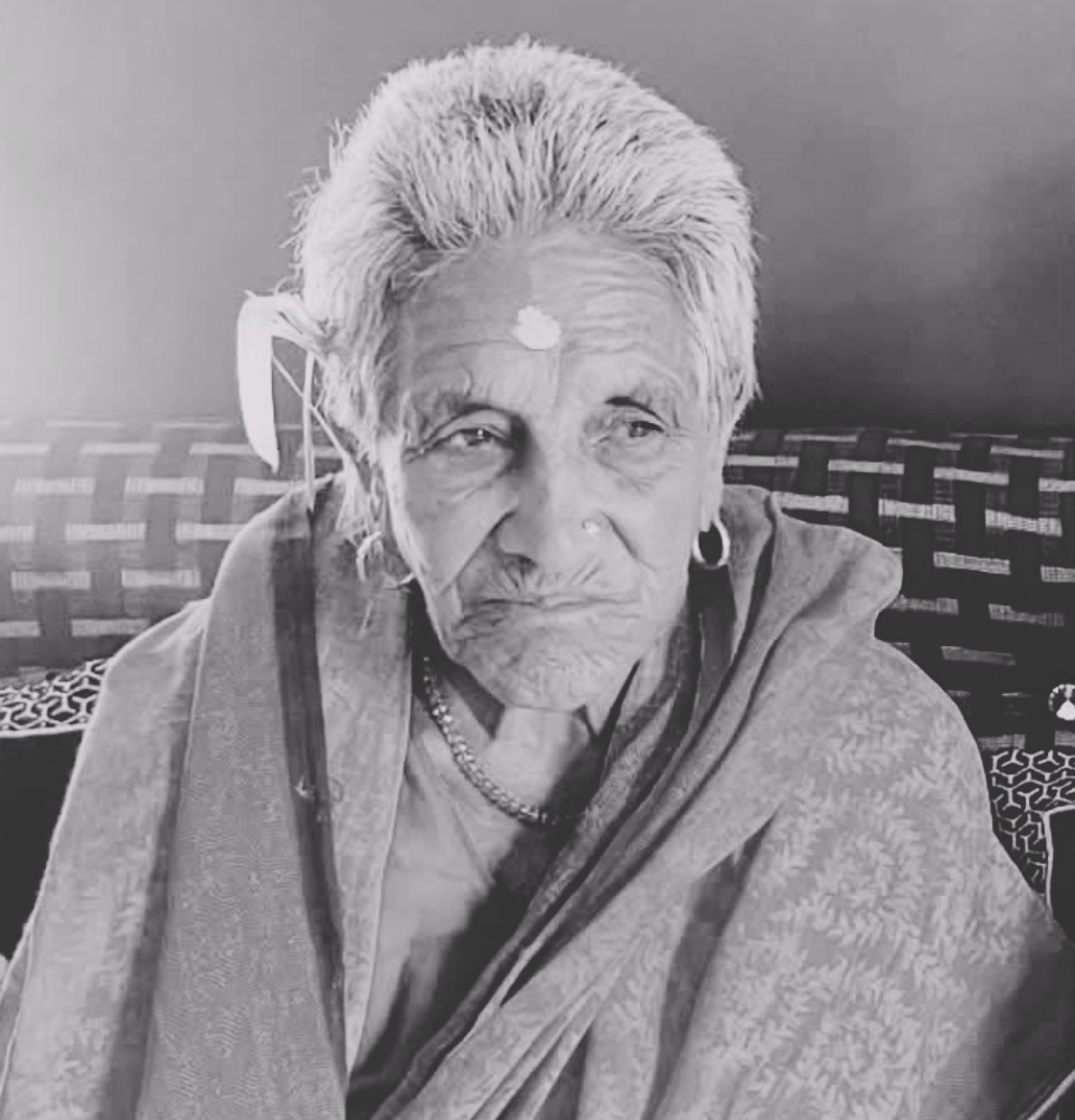 सशस्त्र प्रहरी निरीक्षक योगेन्द्र शाहीलाई मातृशोक
